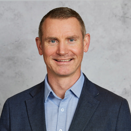 Iain Macdougall Lowres