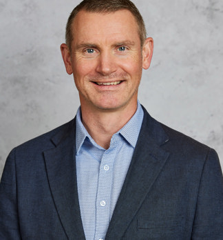 Iain Macdougall Lowres