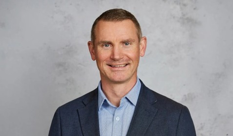 Iain Macdougall Colour Extended Sides 2