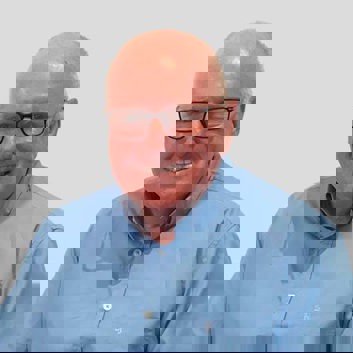 Hilton Mcavinchey (WEB)