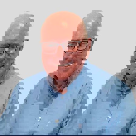 Hilton Mcavinchey (WEB)